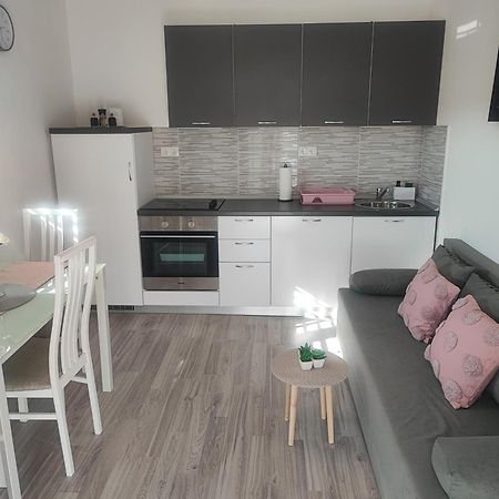 Apartment Mari Ostrvica 外观 照片